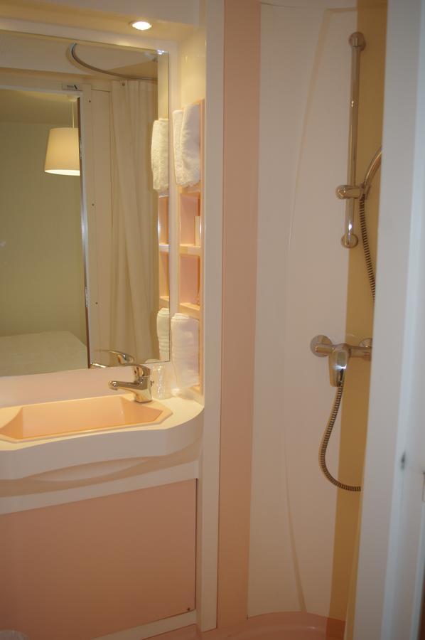 Hotel Rapin Portets Bagian luar foto
